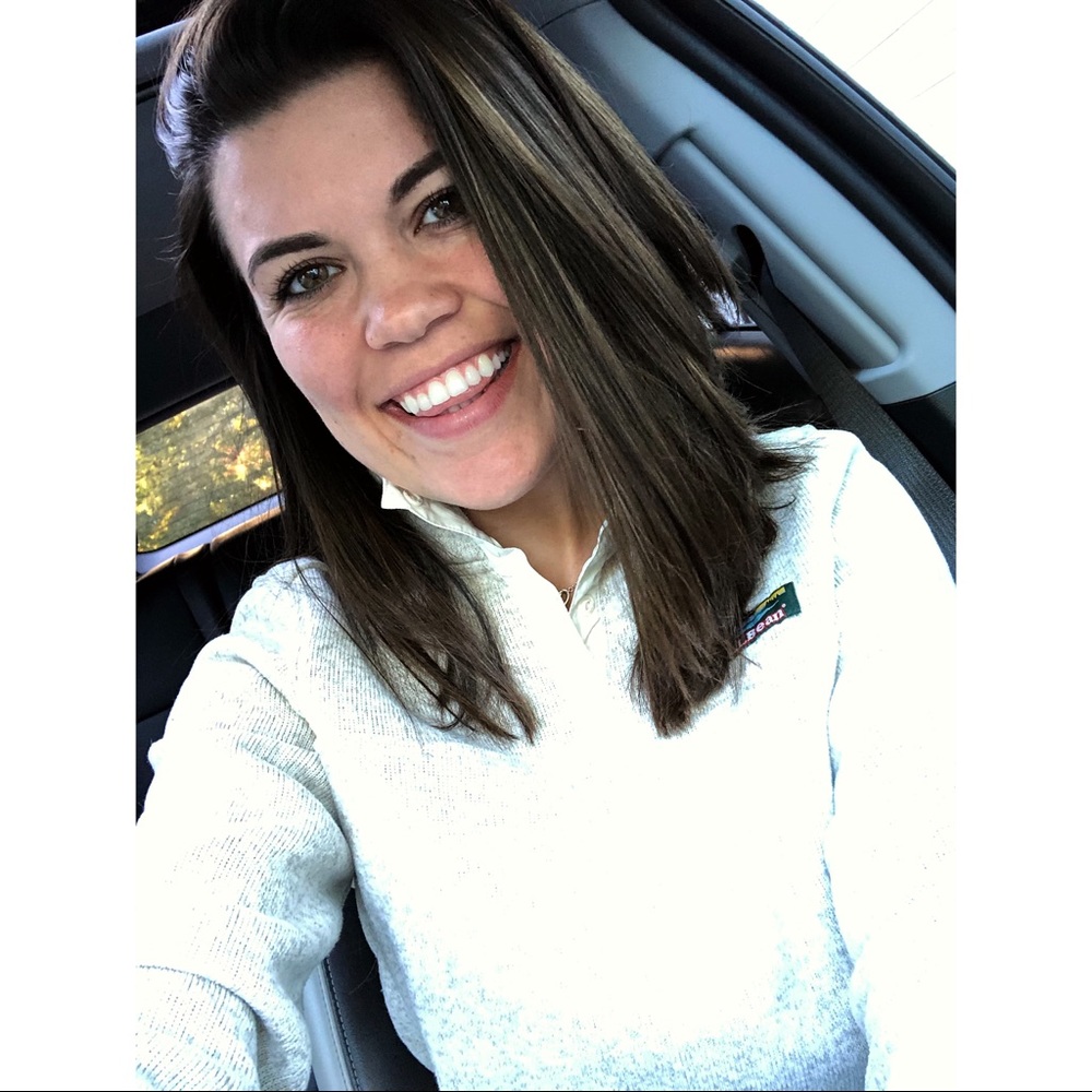 Meet your Posher, Courtney